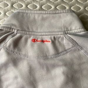 Women’s Champion sweater